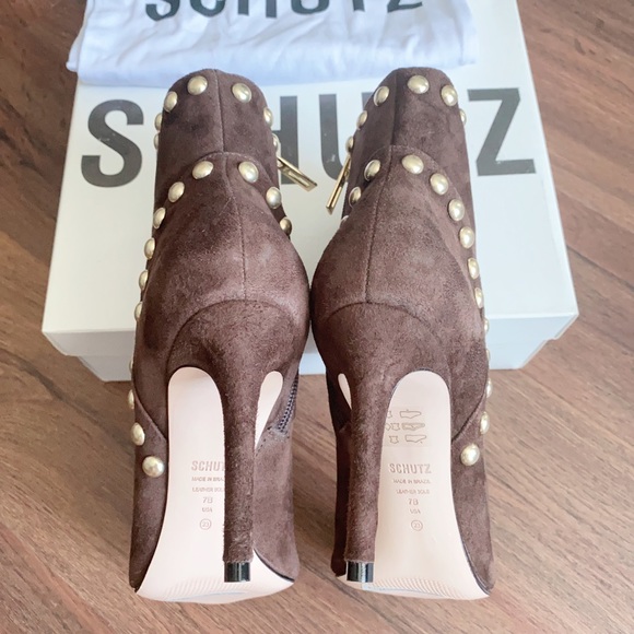 Beautiful boots - Picture 8 of 10